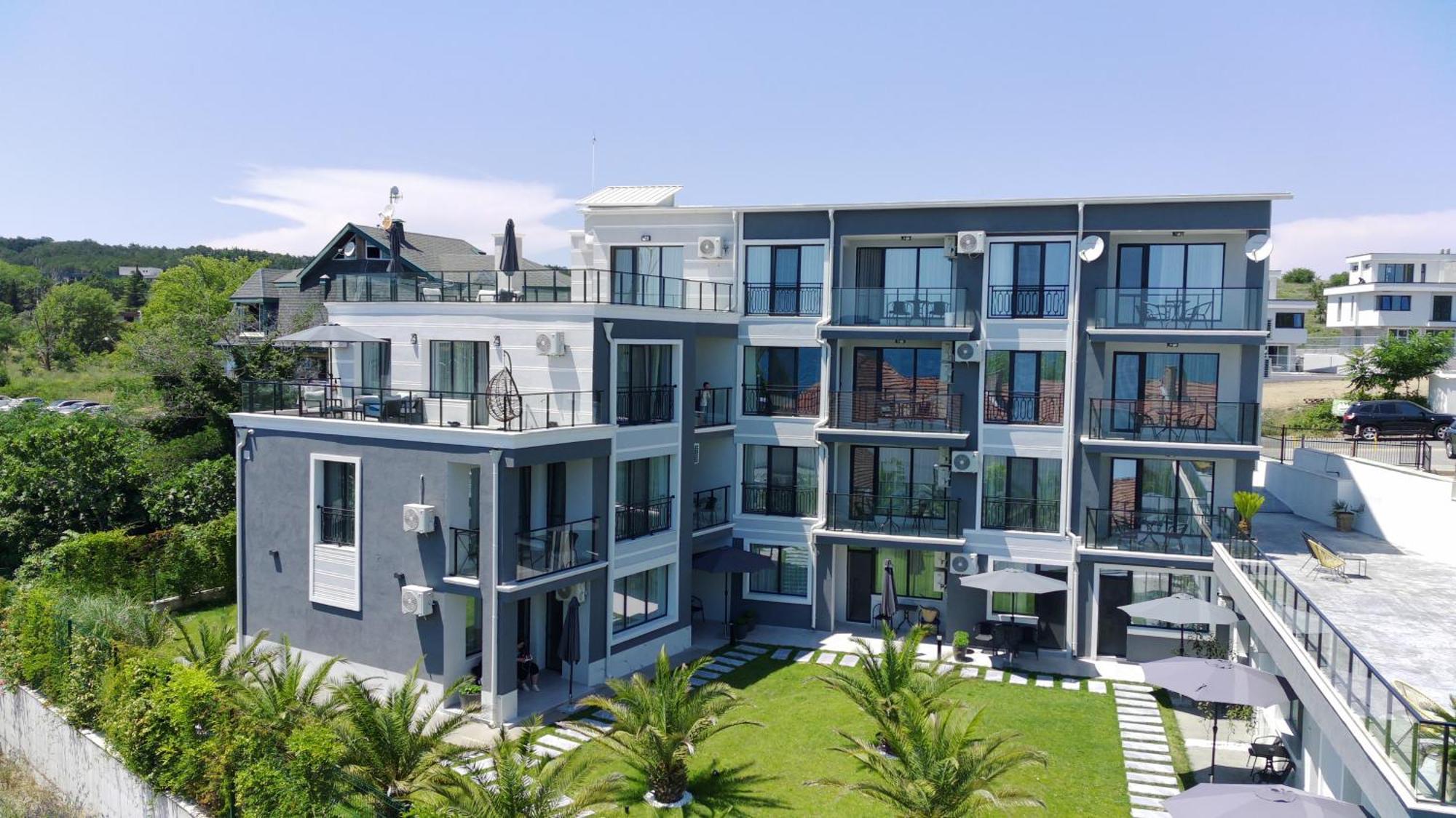 Семеен Хотел Golden Place Sozopol Exterior photo